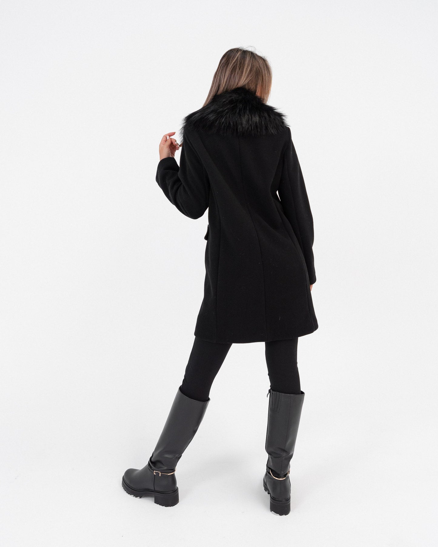 Cappotto nero donna con collo pelo ecologico made in Italy